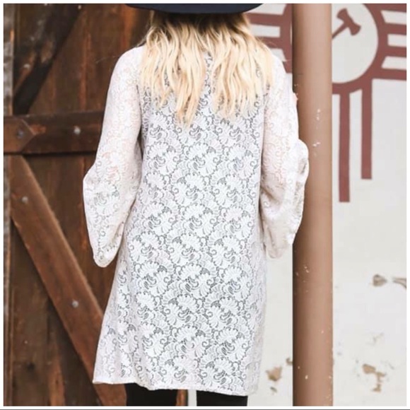 Lace 3/4 Sleeve Kimono Cardi - Picture 2 of 2